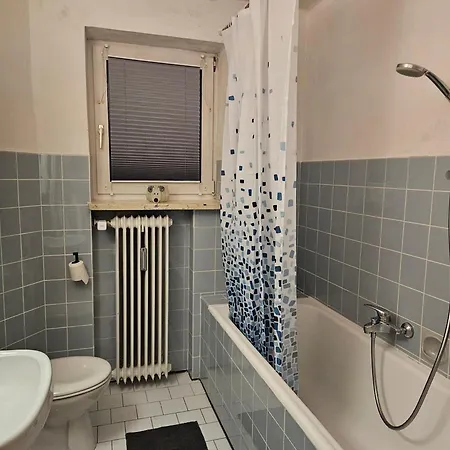 Trudering 3 Schlafzimmer 90 Qm Sehr Ruhig, U-s Bahn 350m Lägenhet
