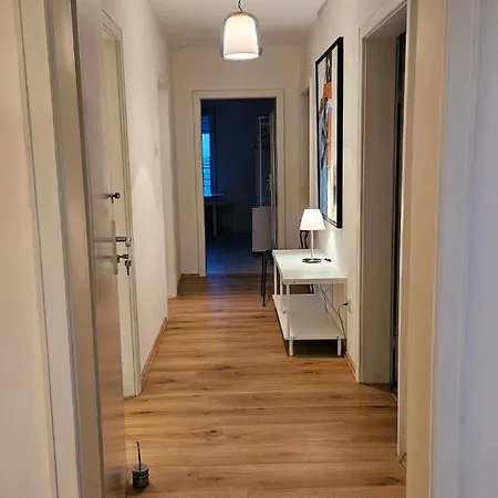 Trudering 3 Schlafzimmer 90 Qm Sehr Ruhig, U-s Bahn 350m Apartamento